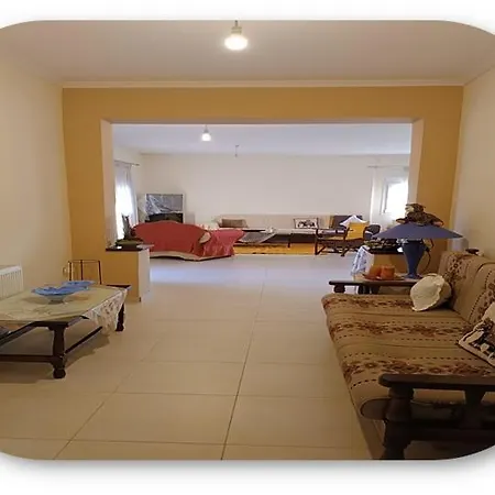 Iliospitotrikala בית נופש