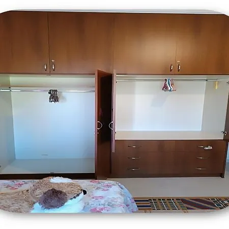 Iliospitotrikala בית נופש *